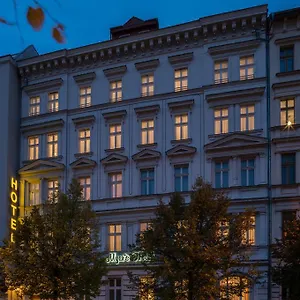 4* Hotel Myer's