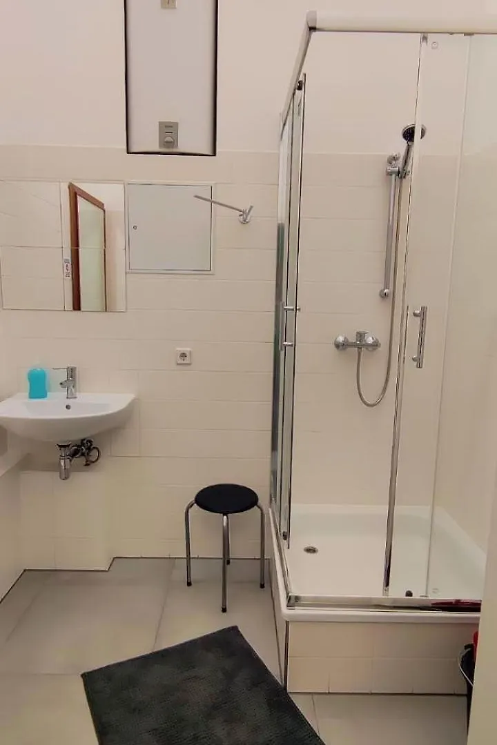 Konukevi Pension I Berlin